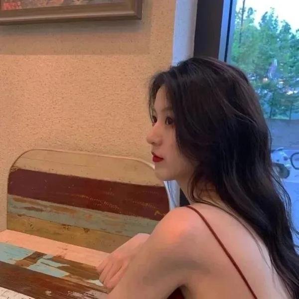 她的业余爱好